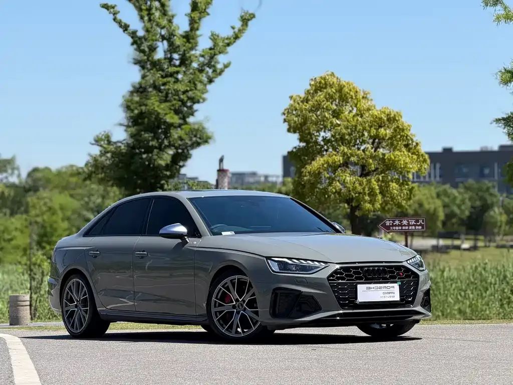 Audi S4 — фото 6
