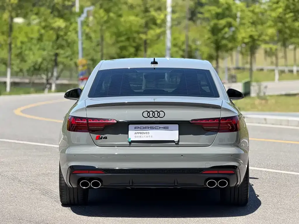 Audi S4 — фото 2