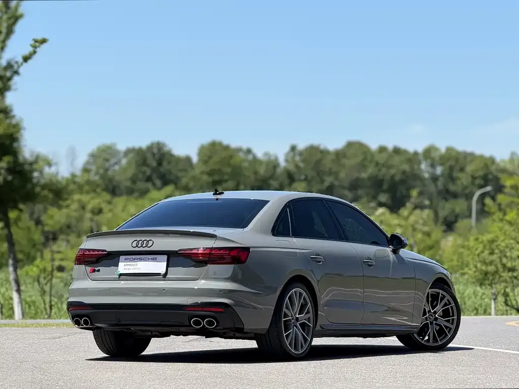 Audi S4 — фото 4
