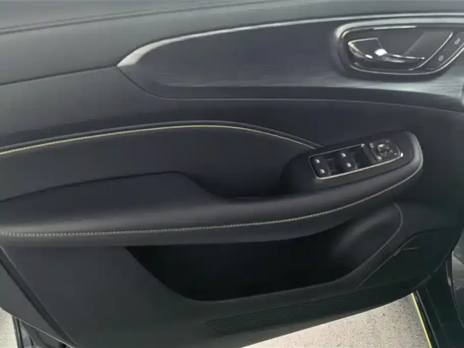 Roewe RX5 New Energy 2022 из CN, фото 6