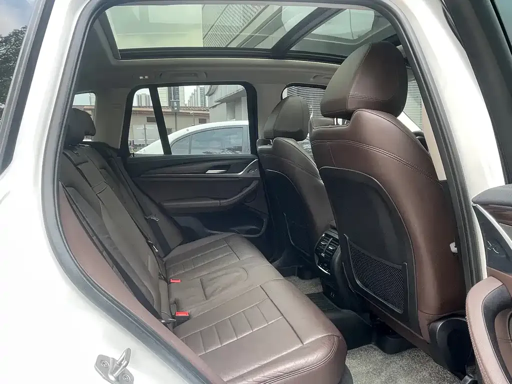 BMW X3 2021 из CN, фото 7