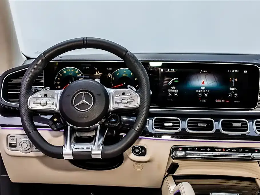 Mercedes-Benz GLE — фото 1