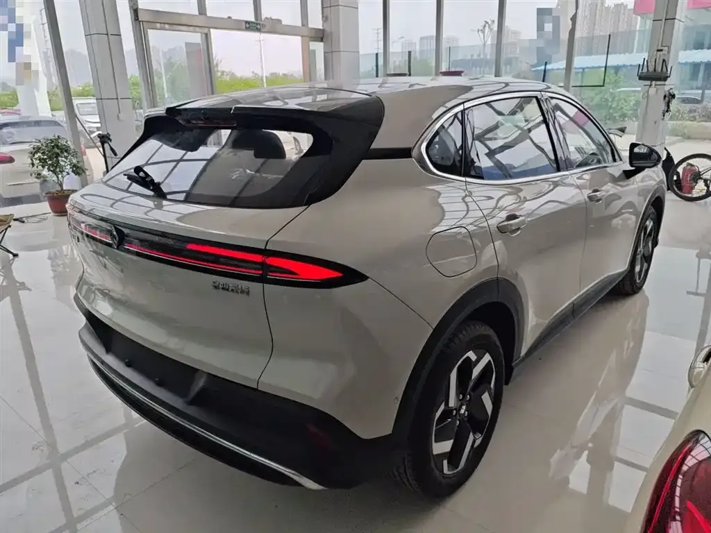 Baojun Yunhai 2026 из CN, фото 4