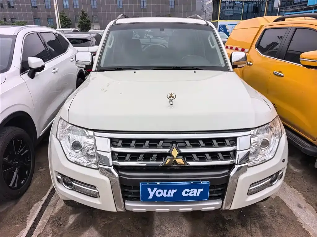 Mitsubishi Pajero (Import) 2023 из CN, фото 6