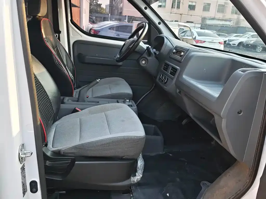 Wuling Yangguang 2024 из CN, фото 9