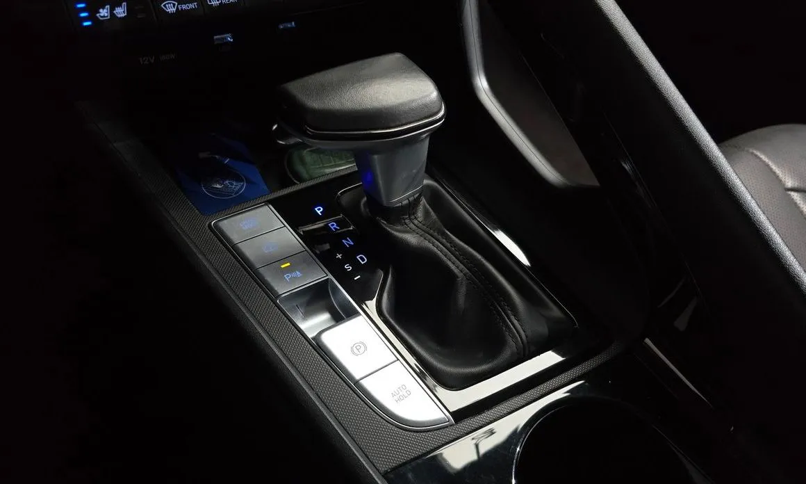 Hyundai AVANTE 2022 из KR, фото 9
