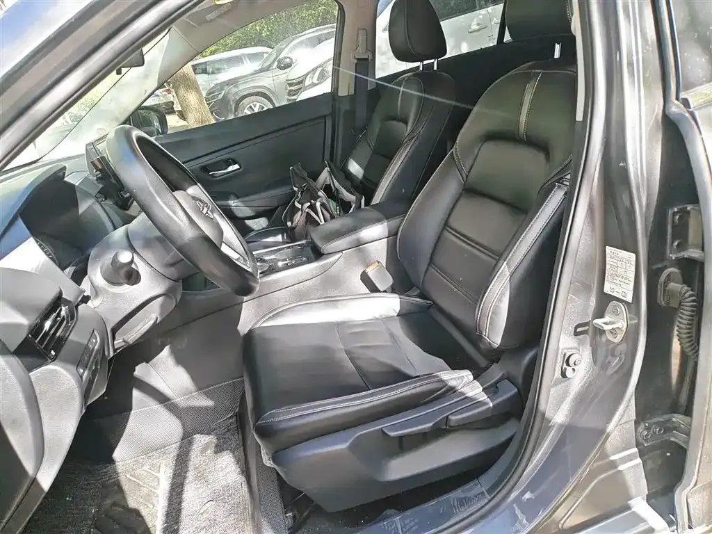 Nissan Sylphy 2022 из CN, фото 5