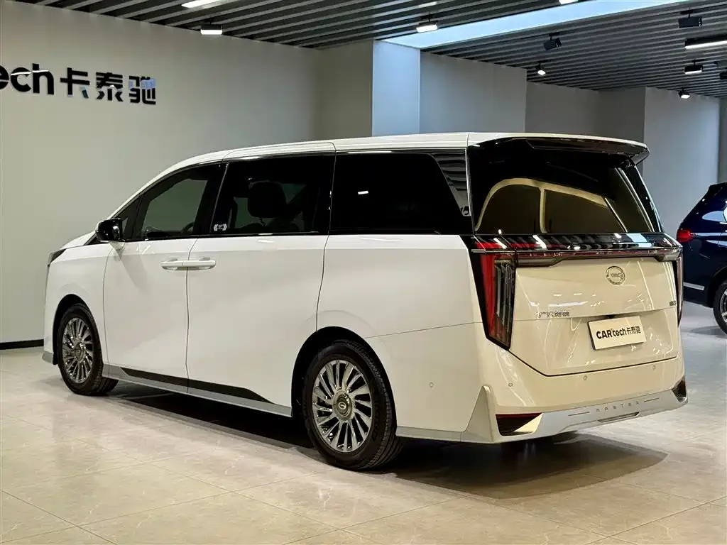 GAC Motor Trumpchi M8 — фото 3