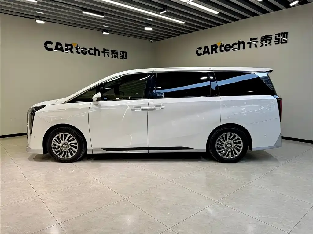 GAC Motor Trumpchi M8 — фото 10