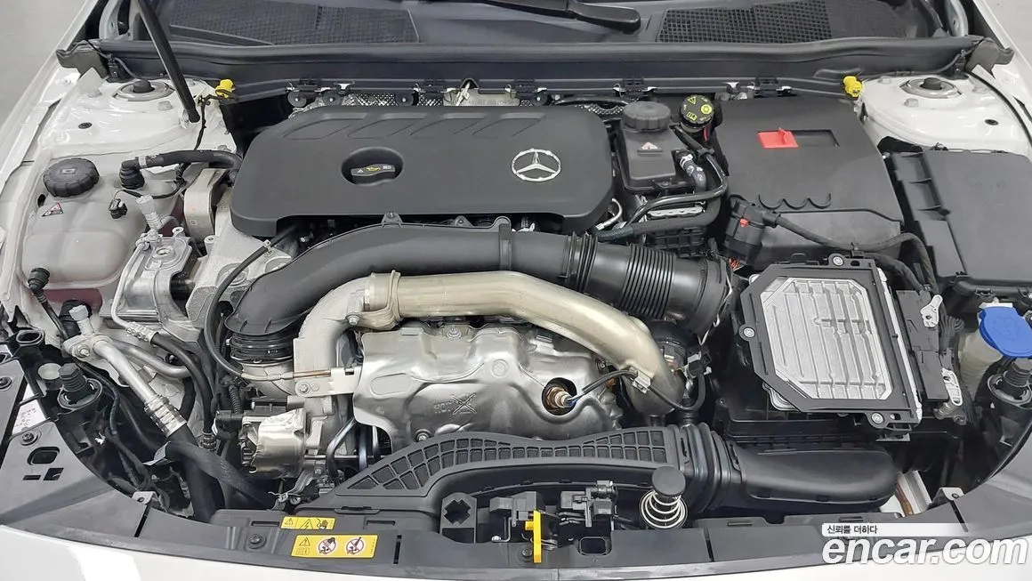 Mercedes-Benz A-Class — фото 10