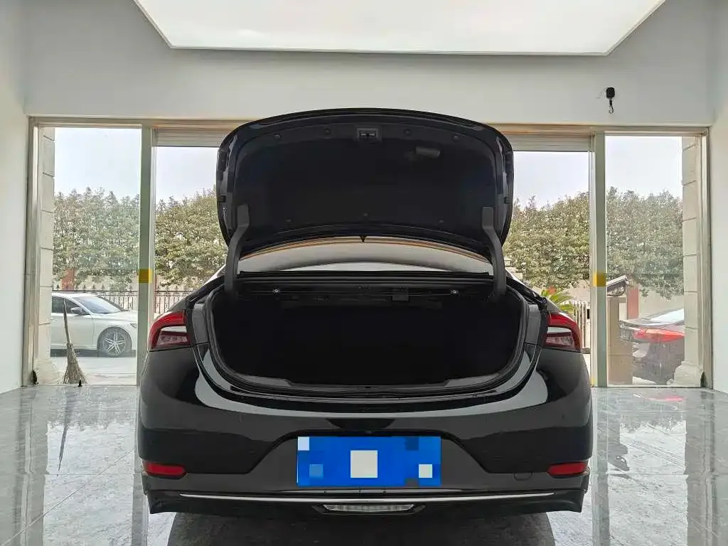 Buick LaCrosse 2023 из CN, фото 4
