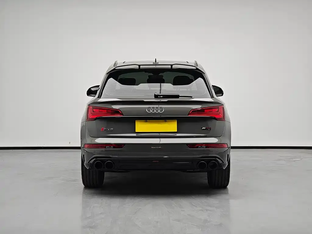 Audi SQ5 2024 из CN, фото 5