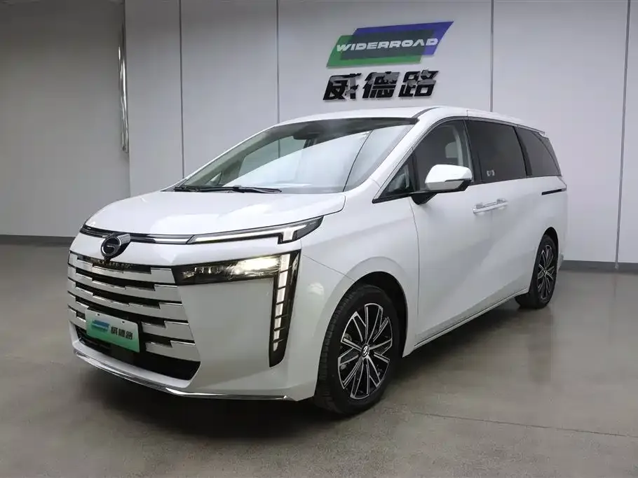 GAC Motor Trumpchi E8