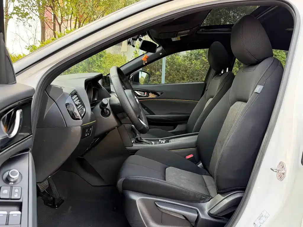 Mazda CX-4 2021 из CN, фото 7
