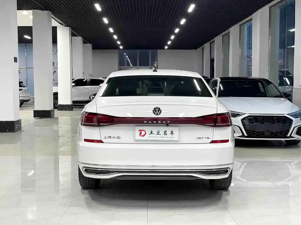 Volkswagen Passat — фото 2