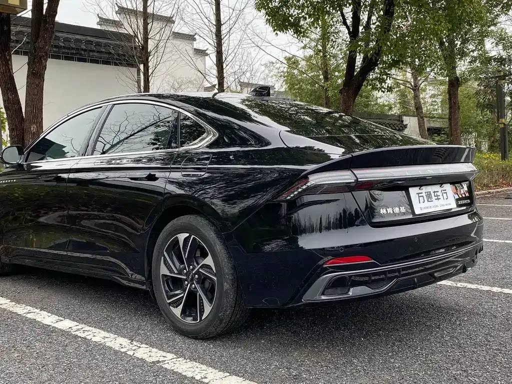 Lincoln Z 2024 из CN, фото 4