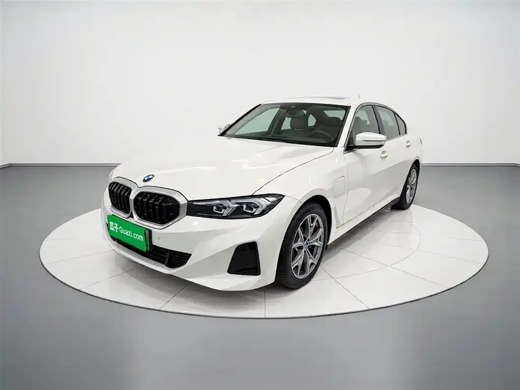 BMW i3 — фото 1