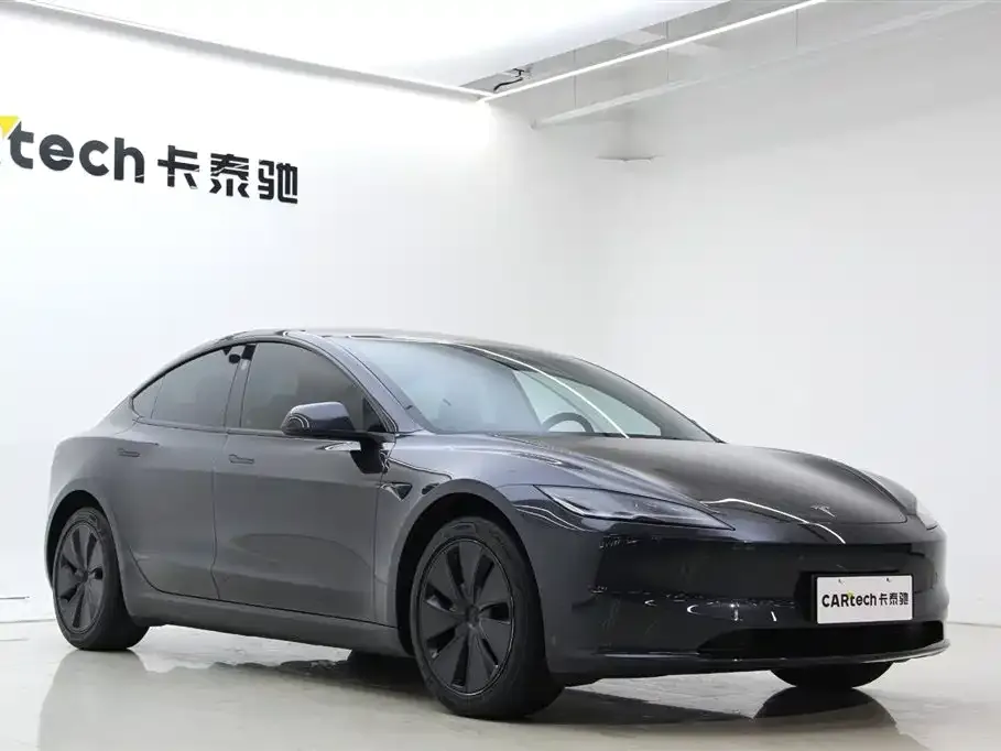 Tesla Model 3 — фото 2