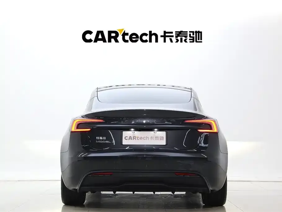 Tesla Model 3 — фото 4