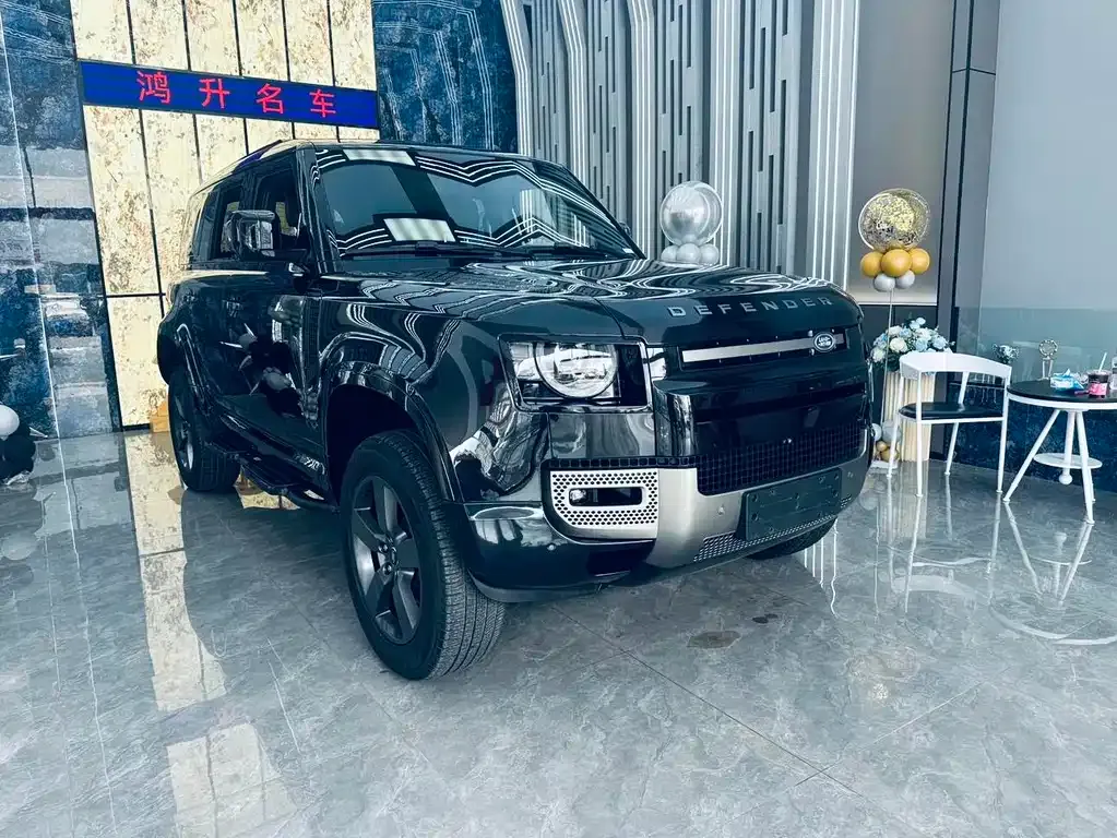 Land Rover Defender — фото 10