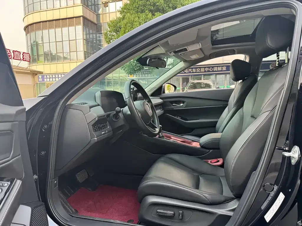 Honda Accord — фото 5