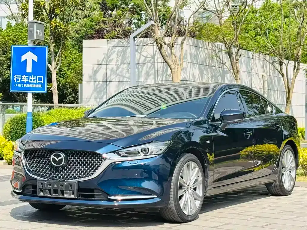 Mazda Atenza — фото 1