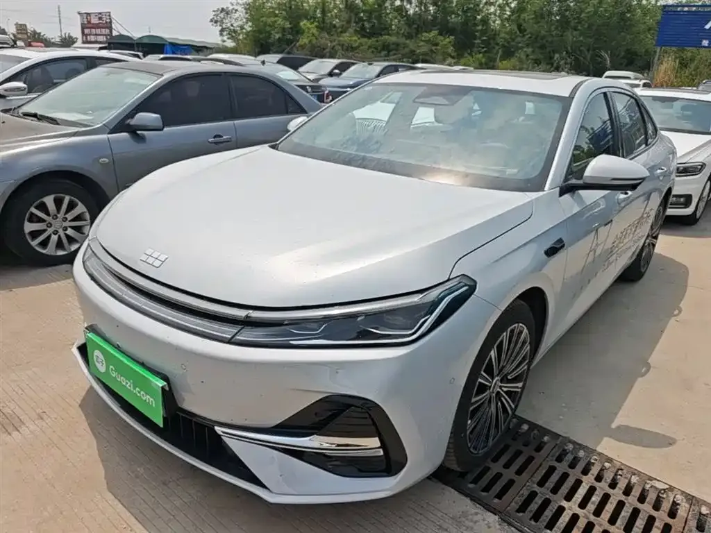 Geely Galaxy A7 — фото 6