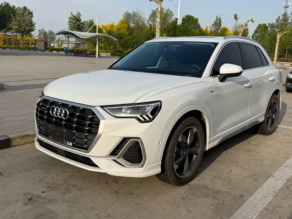 Audi Q3 2022 из CN, фото 1