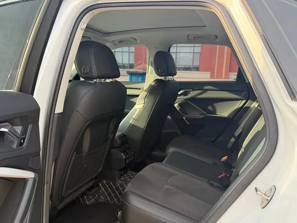 Audi Q3 2022 из CN, фото 6