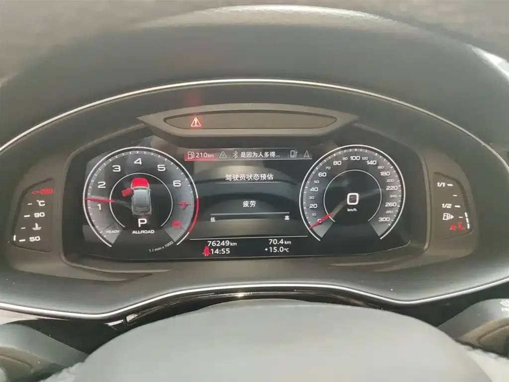 Audi Q7 2024 из CN, фото 2