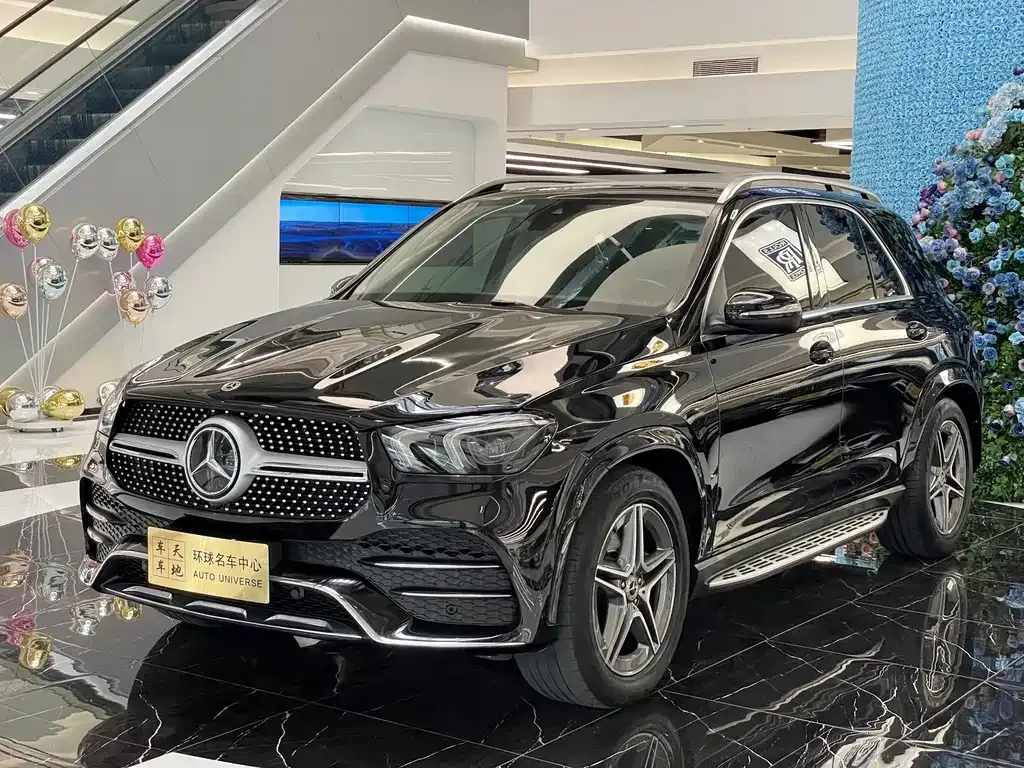 Mercedes-Benz GLE — фото 1