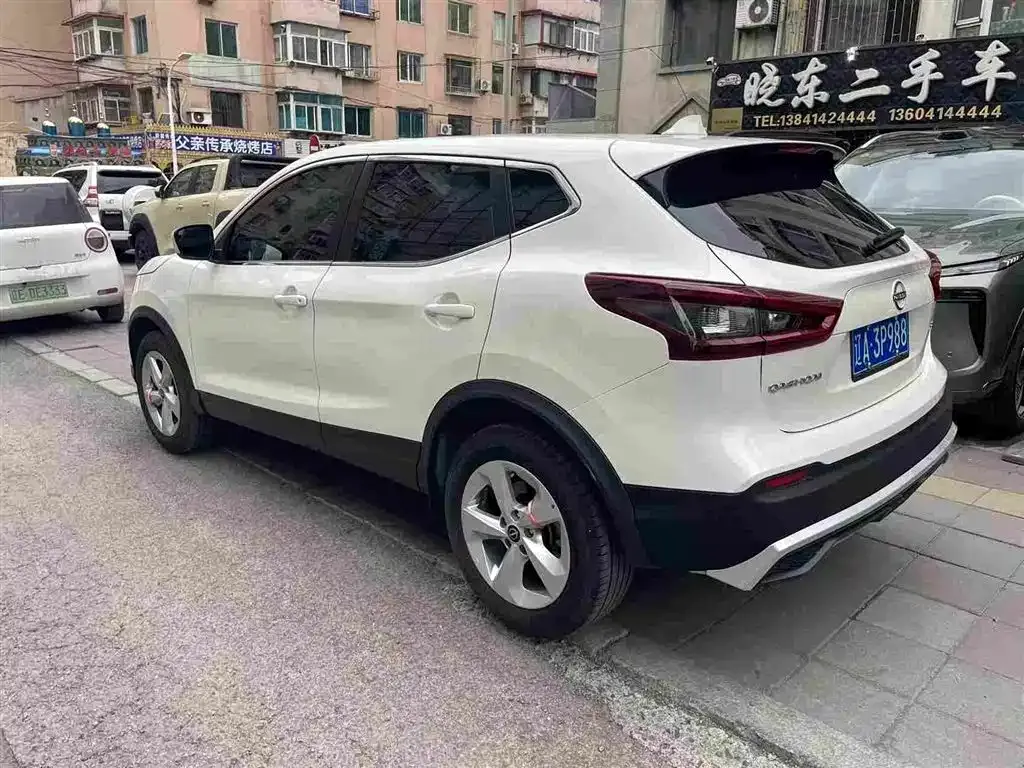 Nissan Qashqai — фото 5