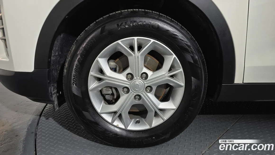 KG Mobility (Ssangyong) TIBOLI 2024 из KR, фото 10