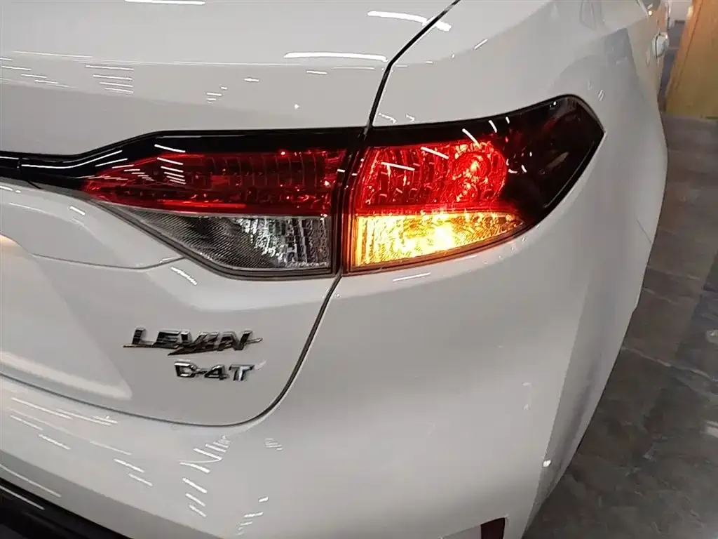 Toyota Levin — фото 7