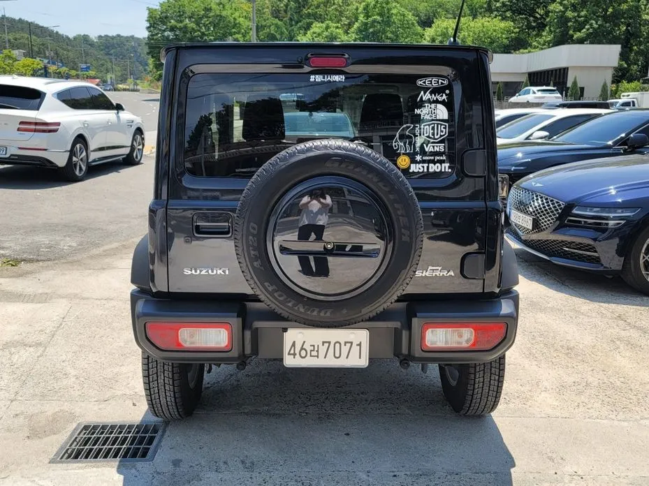 Suzuki Jimny 2023 из KR, фото 7