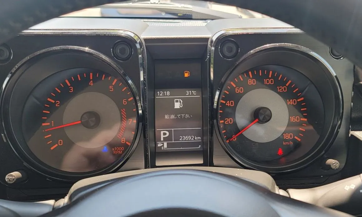 Suzuki Jimny 2023 из KR, фото 6