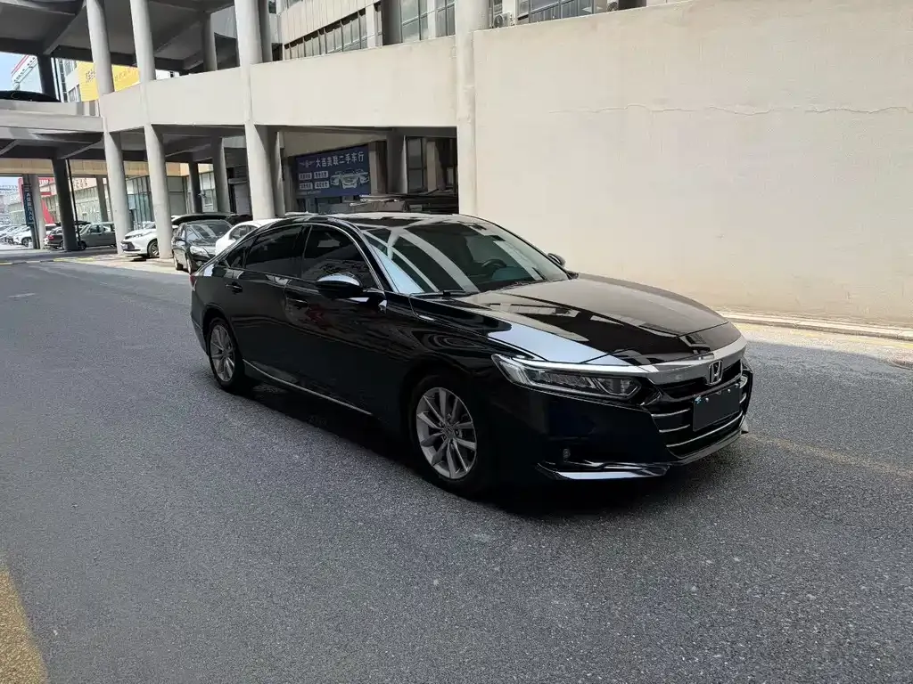 Honda Accord — фото 2