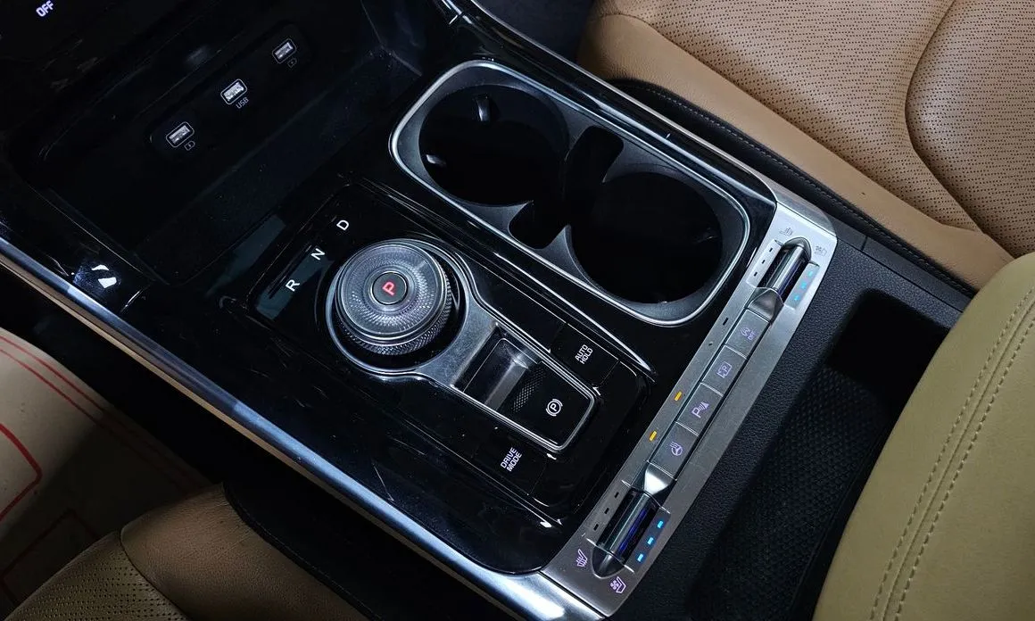 Kia Carnival 2023 из KR, фото 7