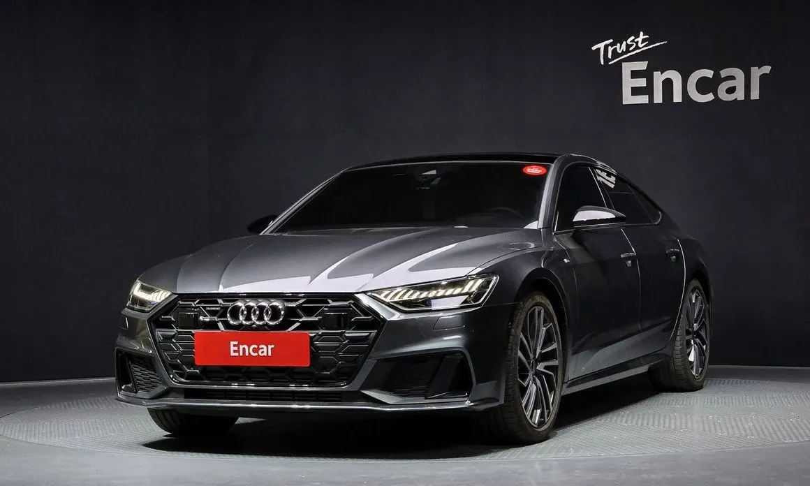 Audi A7 — фото 1