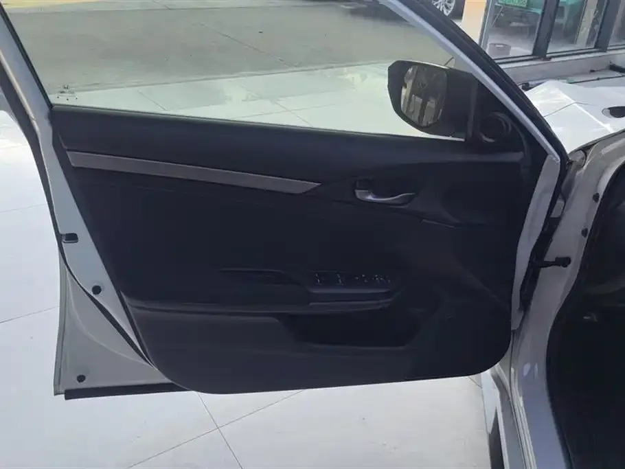 Honda Civic — фото 6
