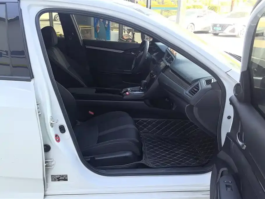 Honda Civic — фото 3