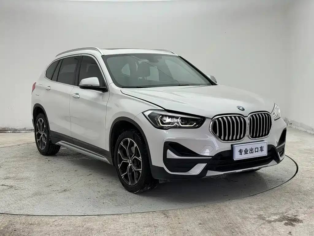 BMW X1 — фото 4