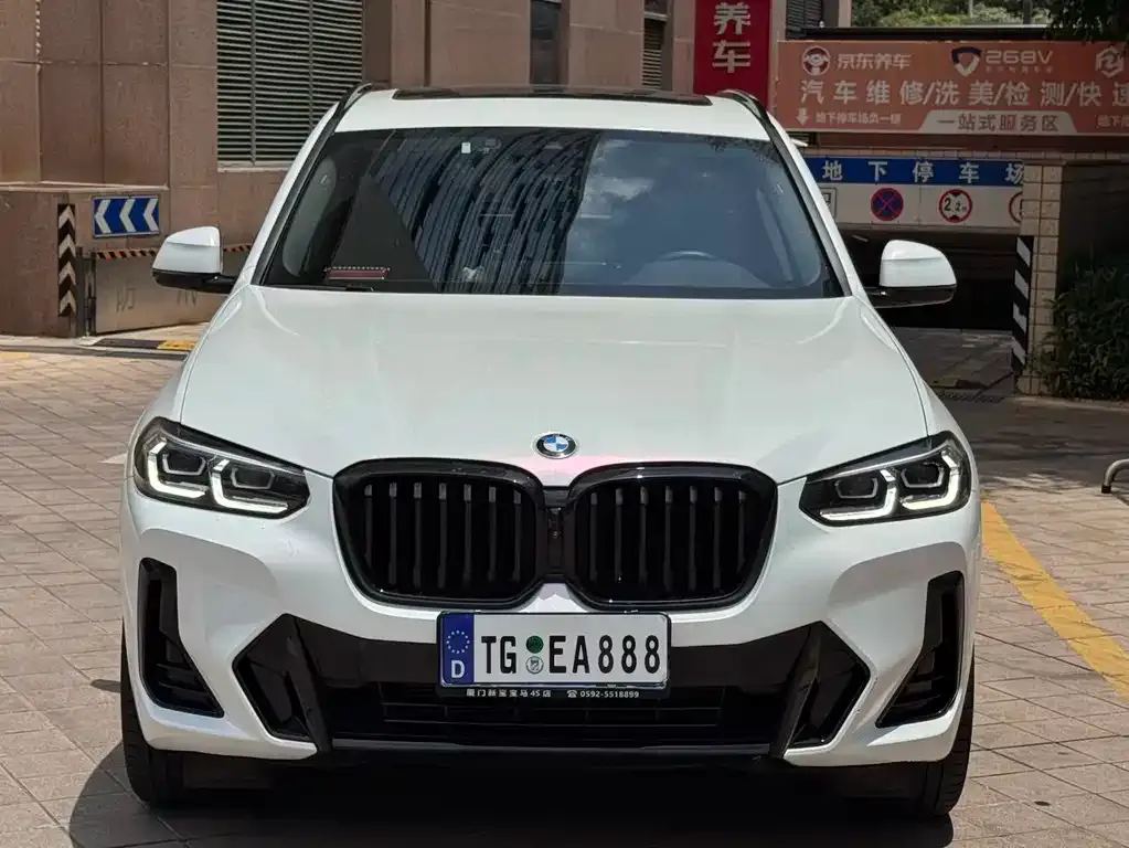 BMW X3 — фото 10
