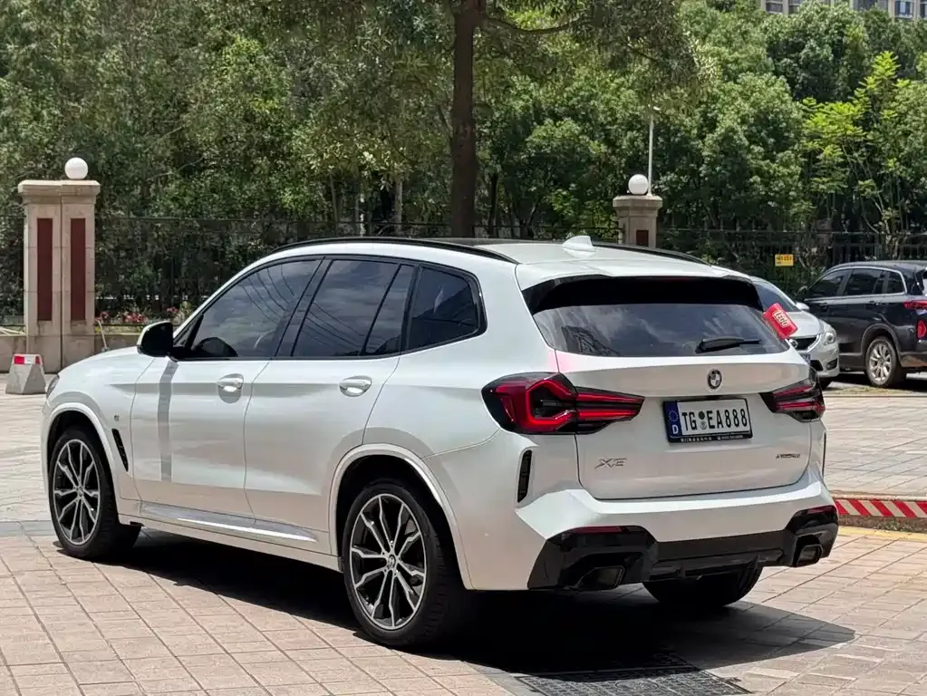 BMW X3 — фото 9