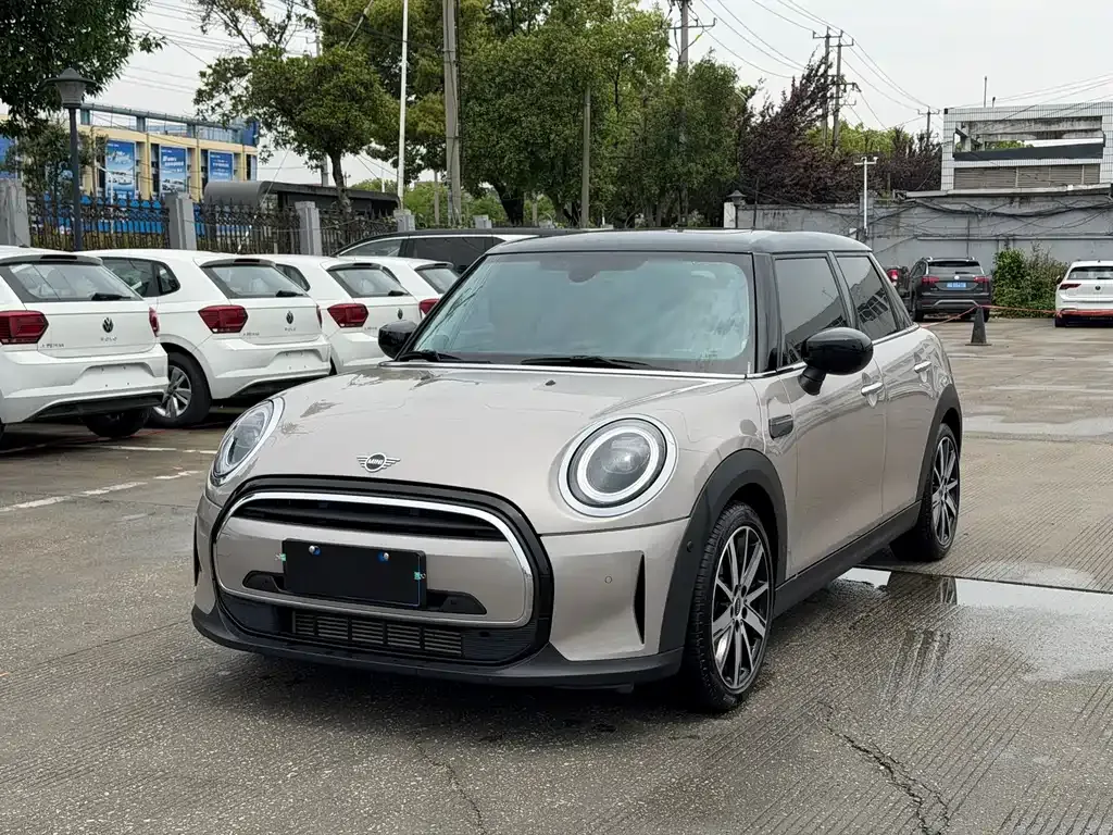 MINI Cooper (3-door) 2024 из CN, фото 1