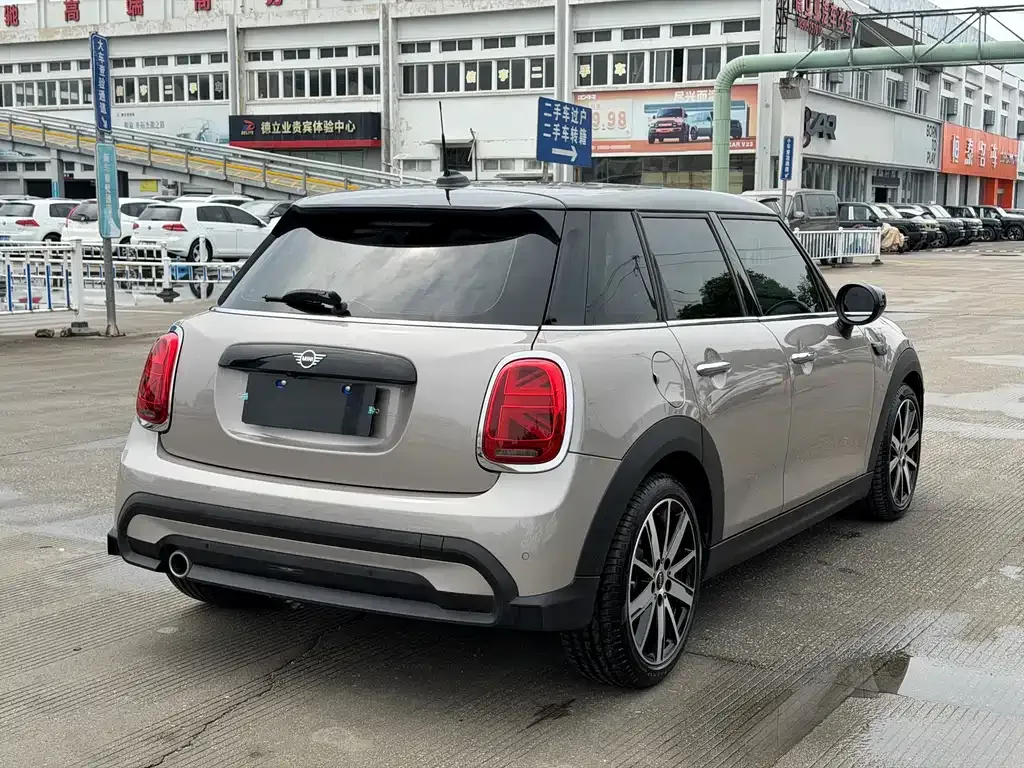 MINI Cooper (3-door) 2024 из CN, фото 10