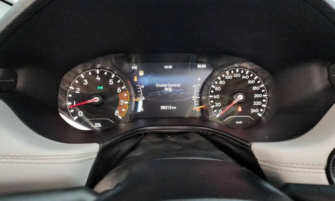 Jeep Compass 2022 из KR, фото 7