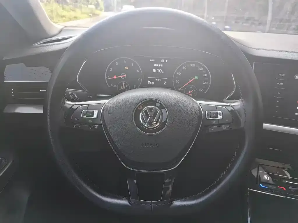 Volkswagen Passat — фото 2