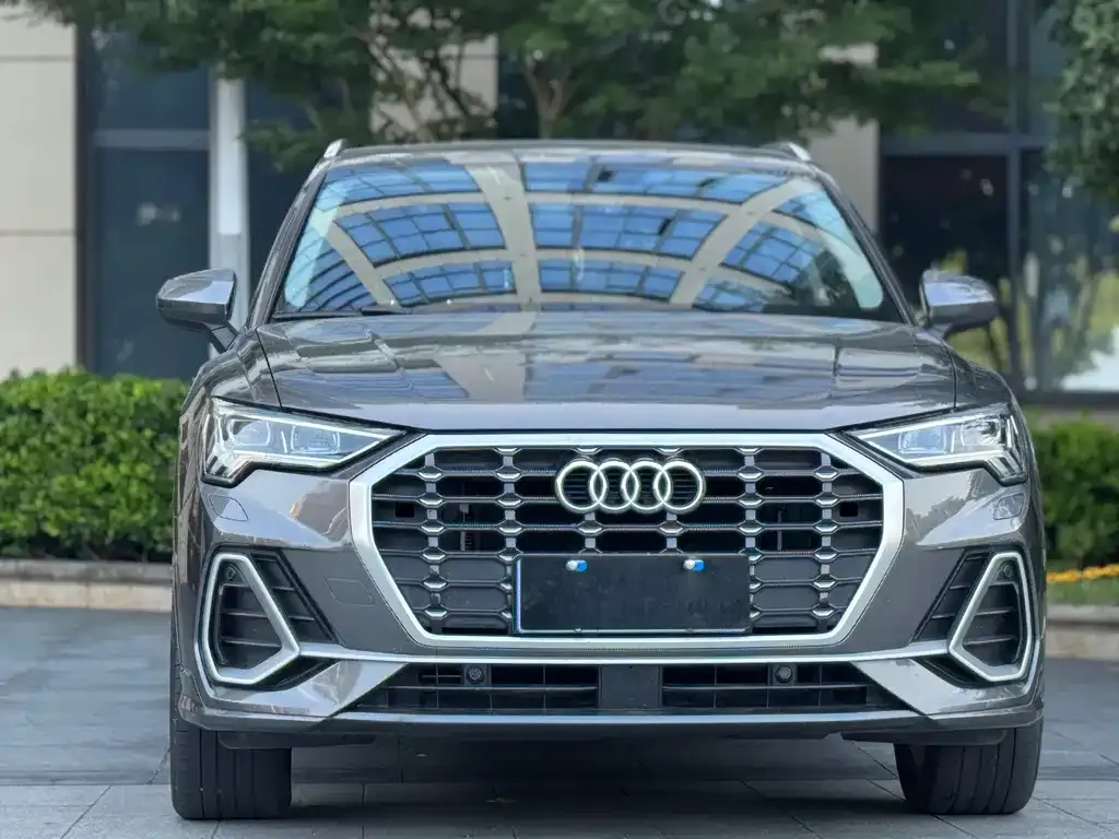Audi Q3 2021 из CN, фото 5