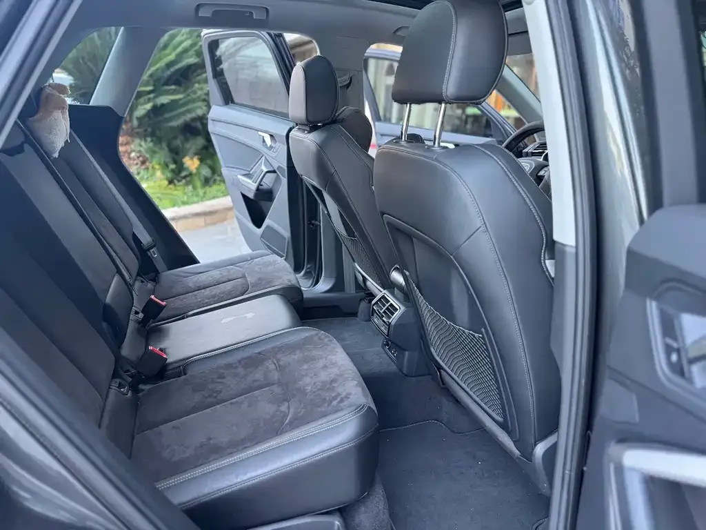 Audi Q3 2021 из CN, фото 10
